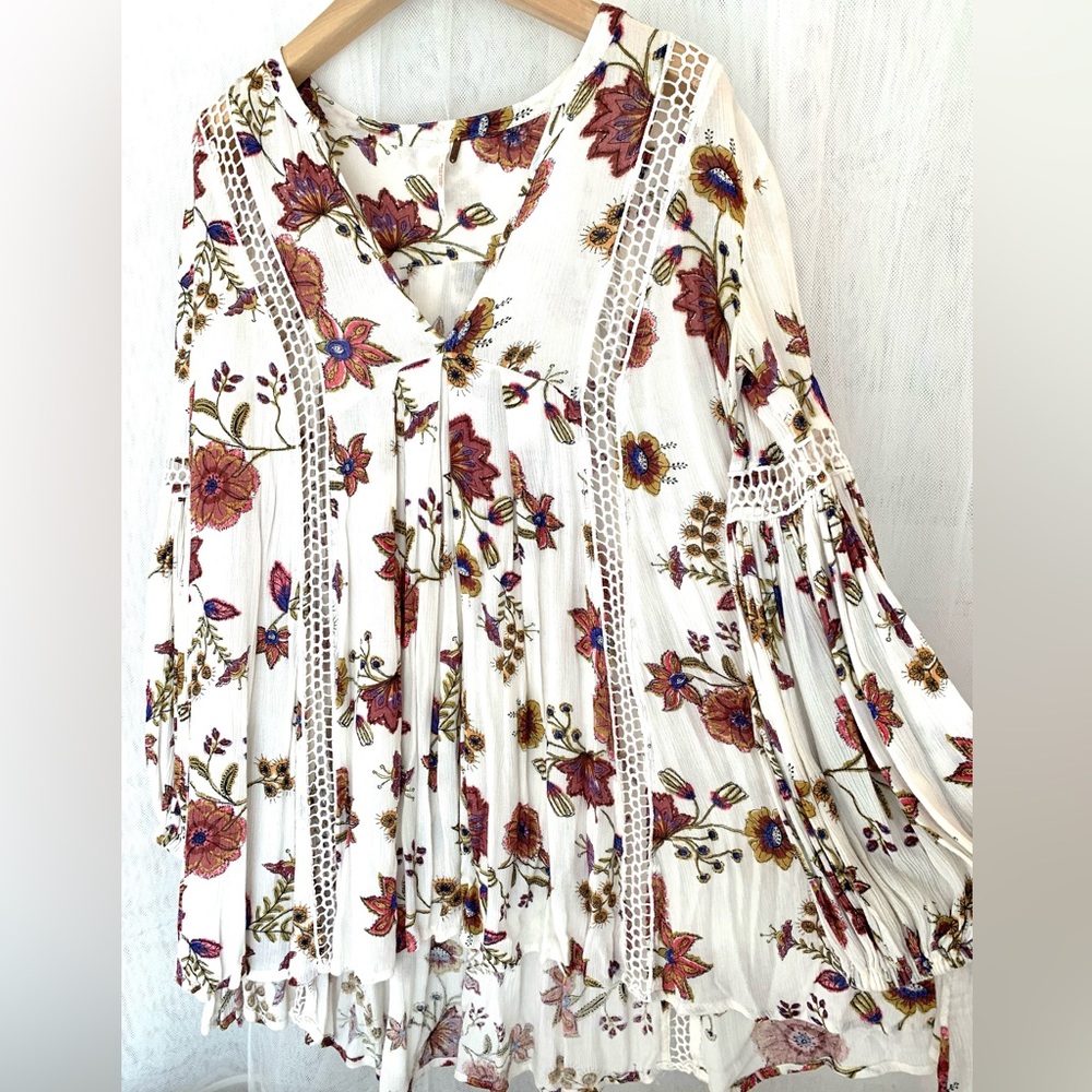 Free People Just The Two Of Us Floral Boho Tunic Blouse, size S Boho Flowy